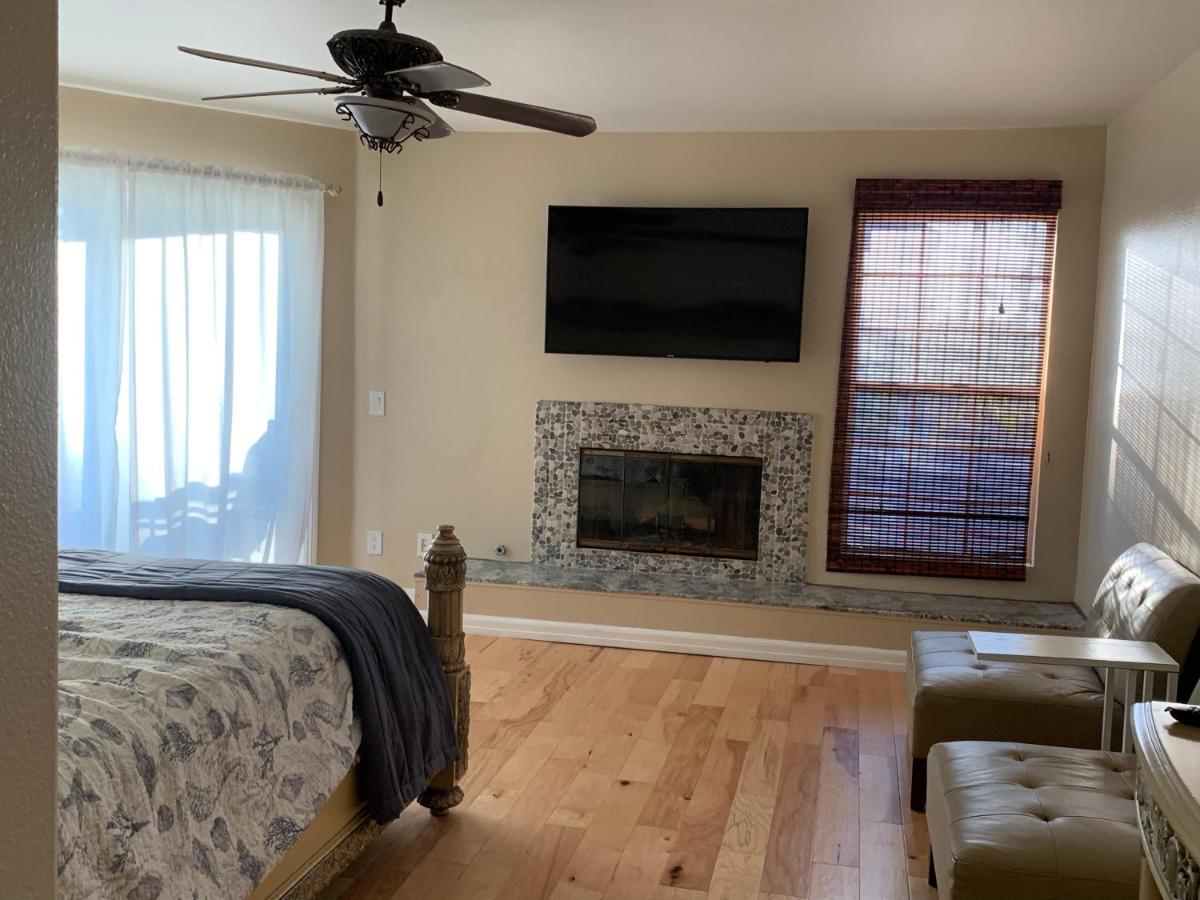 Pacific Breeze Right Next To Huntington Beach Pier! Steps From Beach!! المظهر الخارجي الصورة
